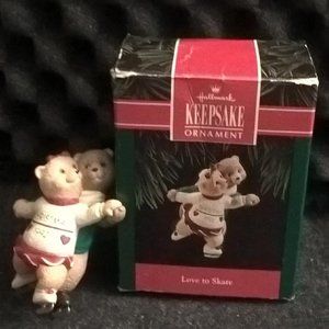 1992 Hallmark Love to Skate Keepsake Christmas Ornament Ice Skating Bears